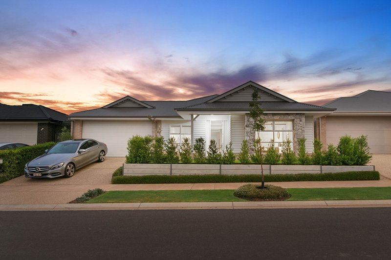 27 Hartley Walk, Gawler East SA 5118