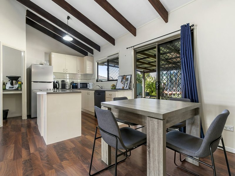 Photo - 27 Hawaii Crescent, Banksia Beach QLD 4507 - Image 5