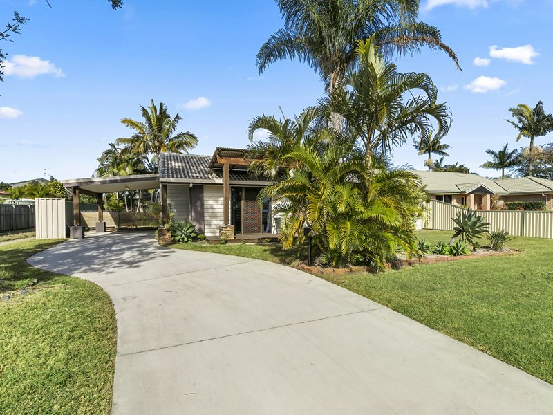 Photo - 27 Hawaii Crescent, Banksia Beach QLD 4507 - Image 12