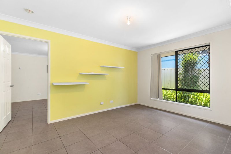 Photo - 27 Hawk Street, Bald Hills QLD 4036 - Image 3