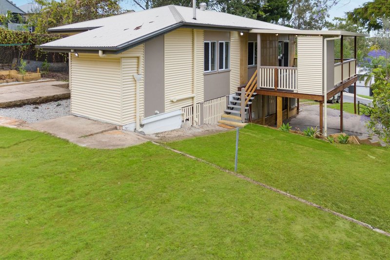 Photo - 27 Hawthorne Street, Coalfalls QLD 4305 - Image 12