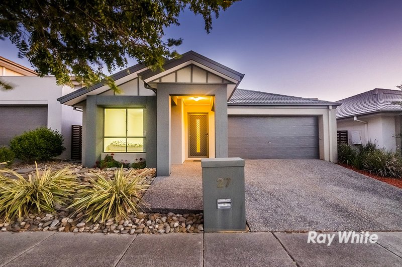 27 Hayman Street, Berwick VIC 3806