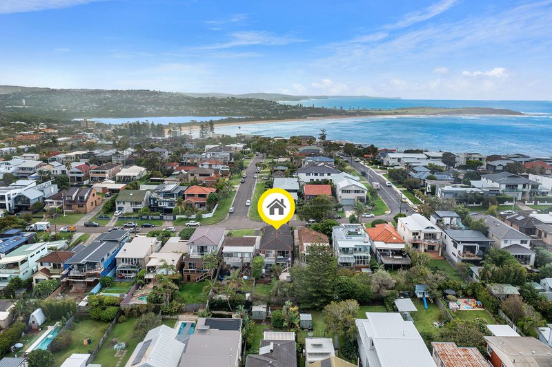 Photo - 27 Headland Road, North Curl Curl NSW 2099 - Image 7