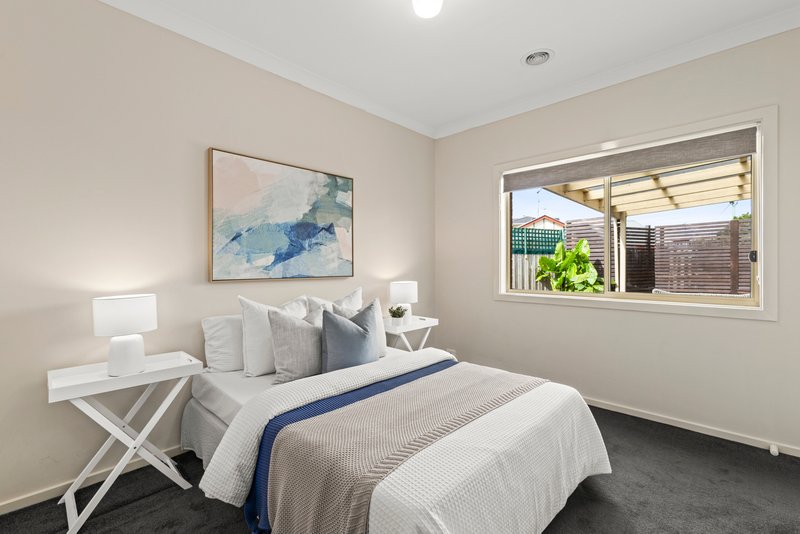 Photo - 2/7 Helmer Crescent, Thomson VIC 3219 - Image 12