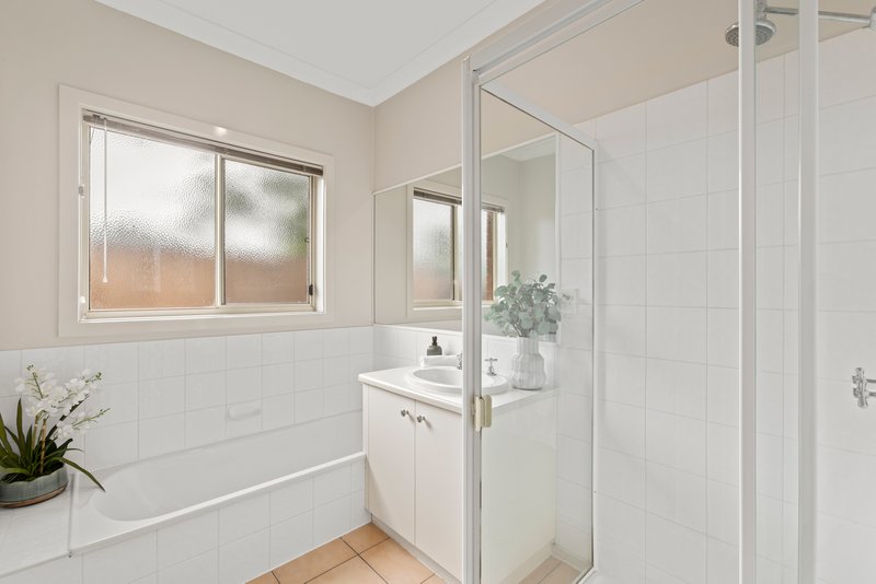 Photo - 2/7 Helmer Crescent, Thomson VIC 3219 - Image 14