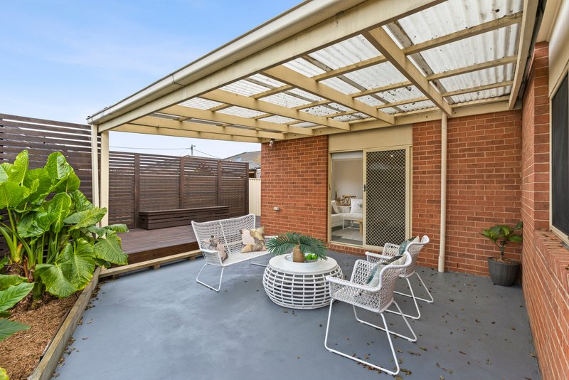 Photo - 2/7 Helmer Crescent, Thomson VIC 3219 - Image 17