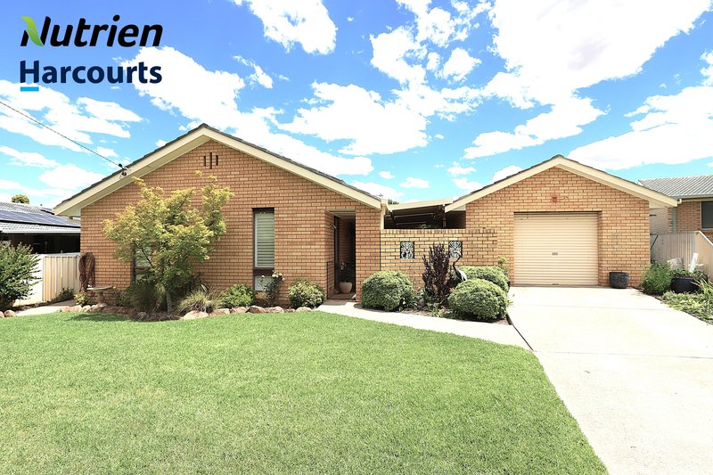 27 Hemet Crescent, Cootamundra NSW 2590