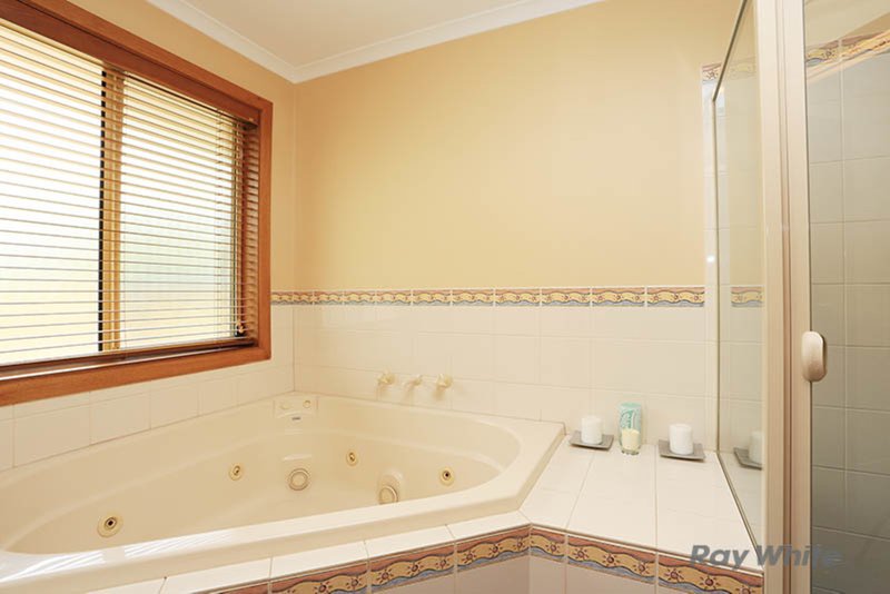 Photo - 27 Hentschke Road, Clare SA 5453 - Image 16