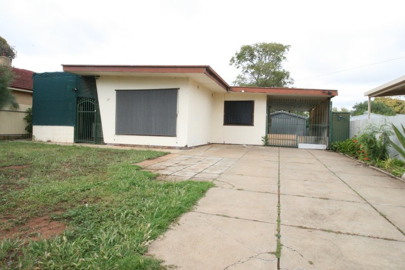 27 Hewitt Road, Elizabeth South SA 5112