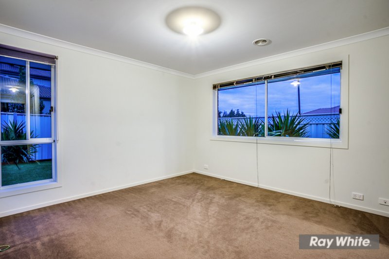 Photo - 27 Higgins Way, Truganina VIC 3029 - Image 8