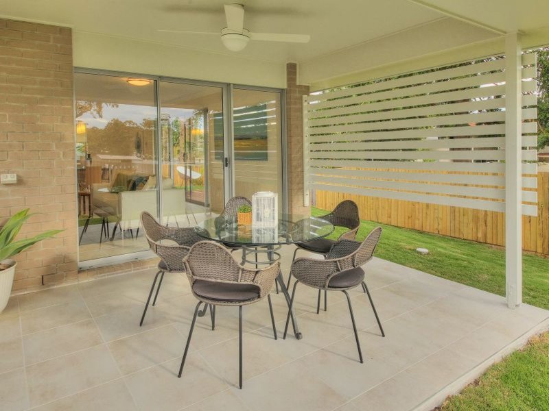 Photo - 27 Highcrest Drive, Browns Plains QLD 4118 - Image 12