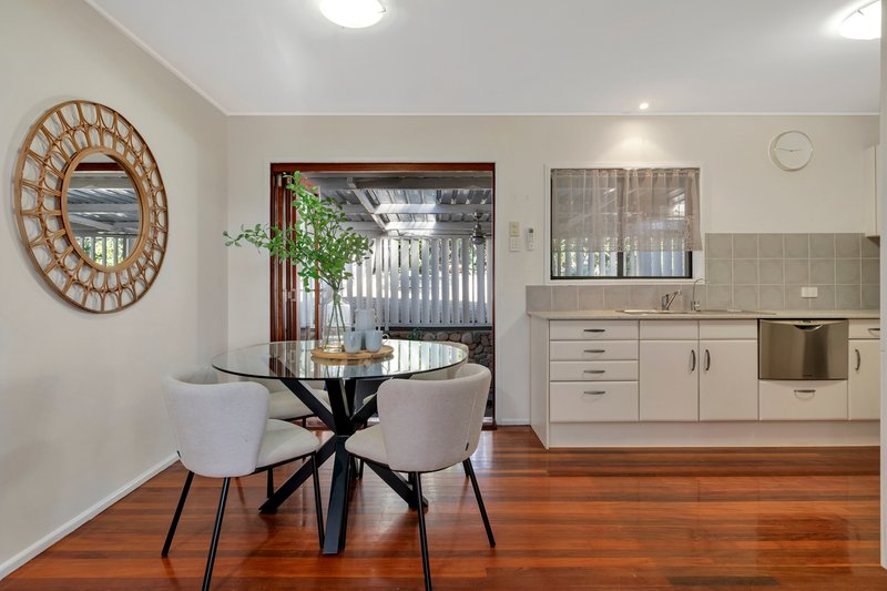 Photo - 27 Hilltop Avenue, Annerley QLD 4103 - Image 4