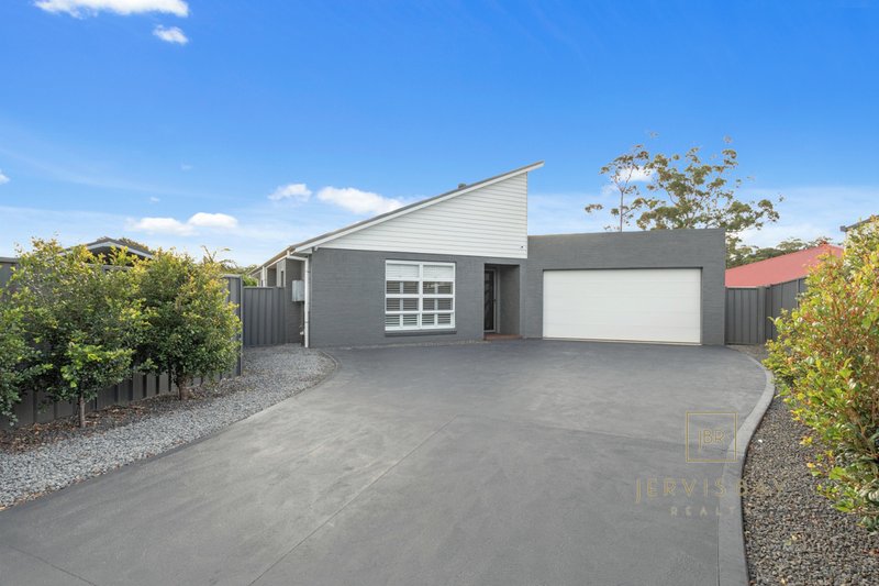 27 Hogbin Crescent, Sanctuary Point NSW 2540