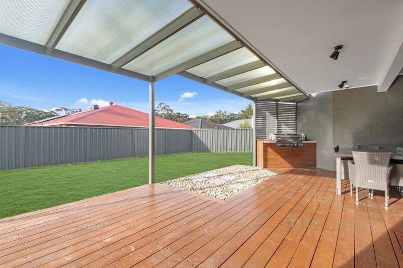 Photo - 27 Hogbin Crescent, Sanctuary Point NSW 2540 - Image 15