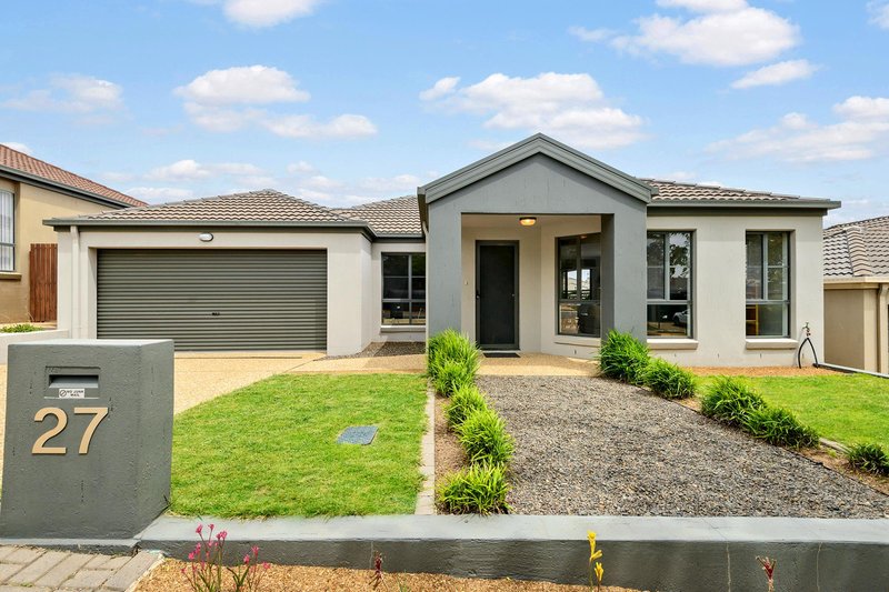 27 Hollingsworth Street, Gungahlin ACT 2912