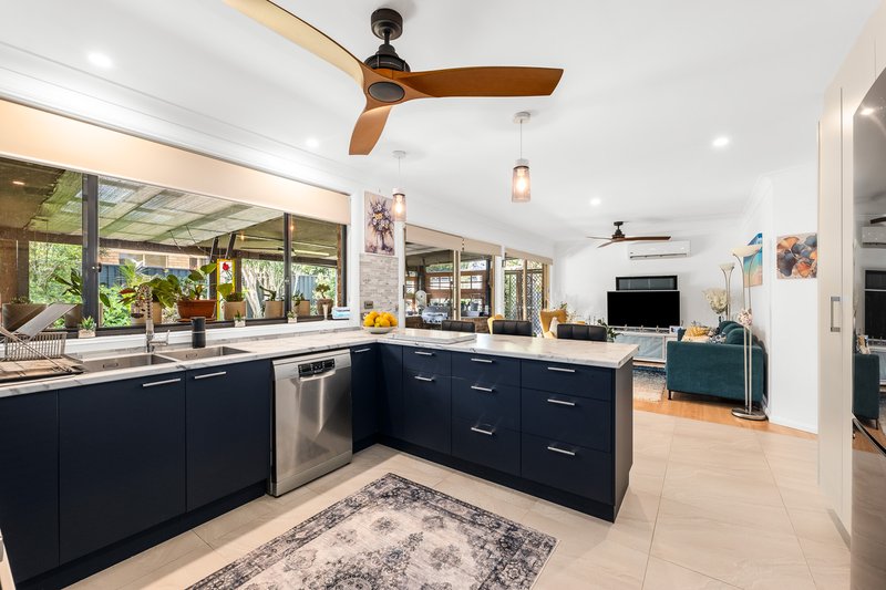 Photo - 27 Hollydeen Avenue, Raymond Terrace NSW 2324 - Image 3