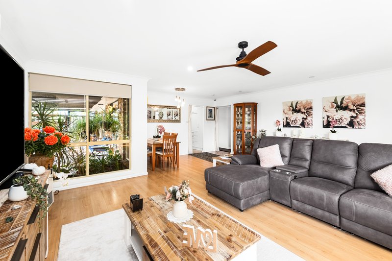 Photo - 27 Hollydeen Avenue, Raymond Terrace NSW 2324 - Image 8