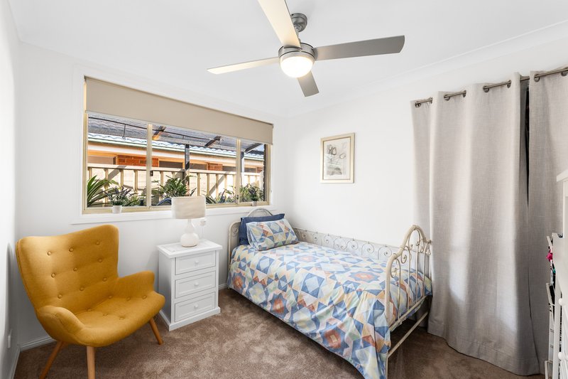 Photo - 27 Hollydeen Avenue, Raymond Terrace NSW 2324 - Image 13