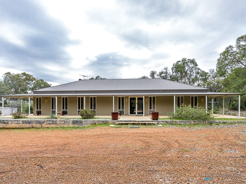 27 Holstein Loop, Lower Chittering WA 6084