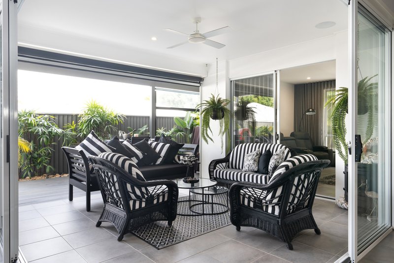 Photo - 27 Honey Myrtle Road, Noosa Heads QLD 4567 - Image 8