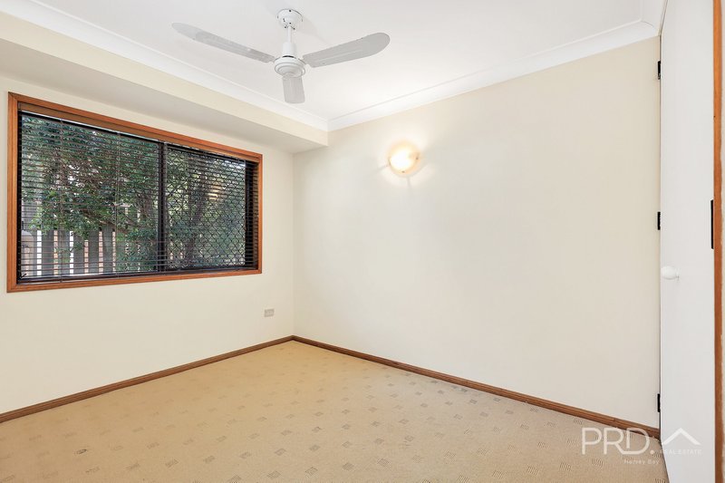 Photo - 27 Honeysuckle Avenue, Kawungan QLD 4655 - Image 11