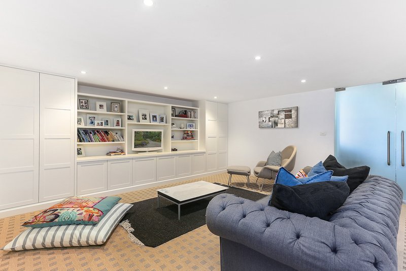 Photo - 27 Hough Street, Bondi Junction NSW 2022 - Image 8