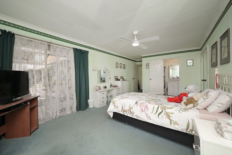 Photo - 27 Hovea Court, Morley WA 6062 - Image 23