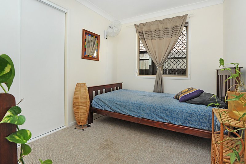 Photo - 27 Hudson Avenue, Mitchelton QLD 4053 - Image 7