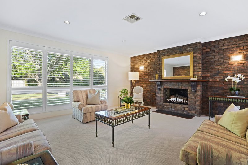 Photo - 27 Hughes Avenue, Castle Hill NSW 2154 - Image 4