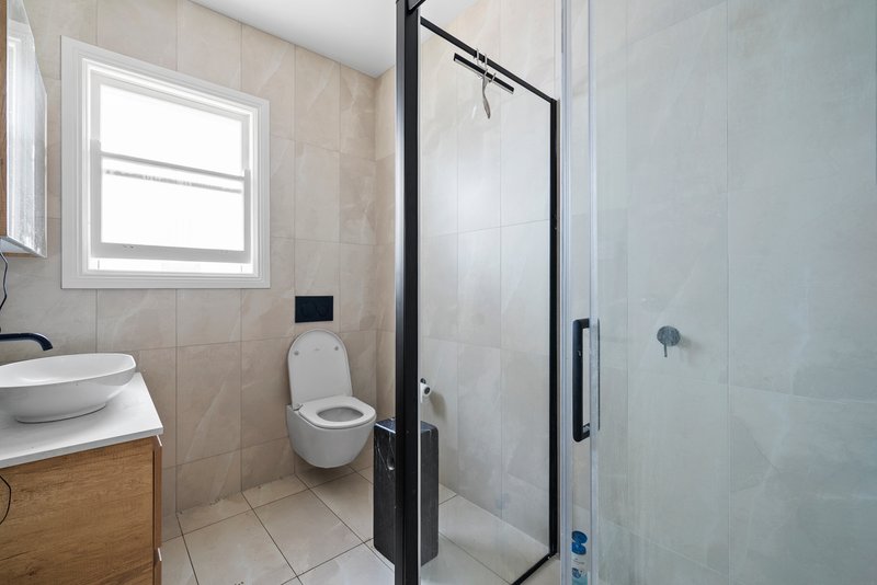 Photo - 27 Hunter Street, Glen Waverley VIC 3150 - Image 8