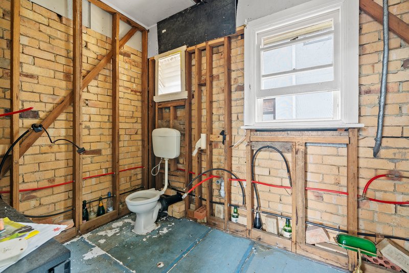 Photo - 27 Hunter Street, Glen Waverley VIC 3150 - Image 9