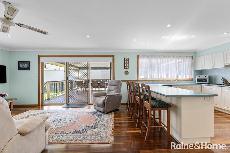 Photo - 27 Huntingdale Drive, Mollymook NSW 2539 - Image 7