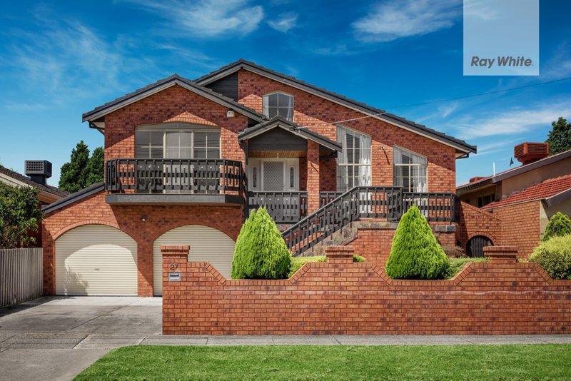 27 Hutchins Circuit, Bundoora VIC 3083