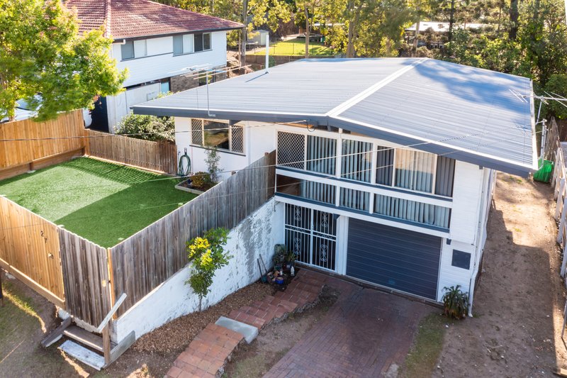 27 Hutton Road, Ferny Hills QLD 4055