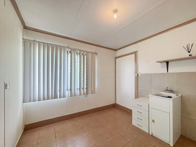 Photo - 27 Irwin Road, Mount Tarampa QLD 4311 - Image 17