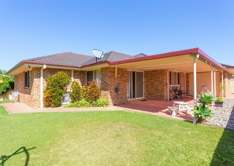 Photo - 27 Ivy Crescent, Old Bar NSW 2430 - Image 3