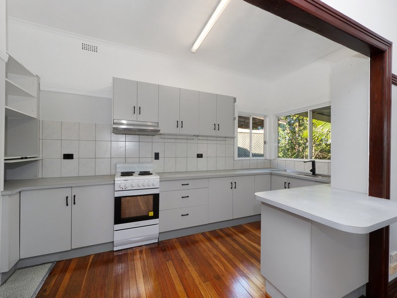Photo - 27 Jacaranda Avenue, East Lismore NSW 2480 - Image 5