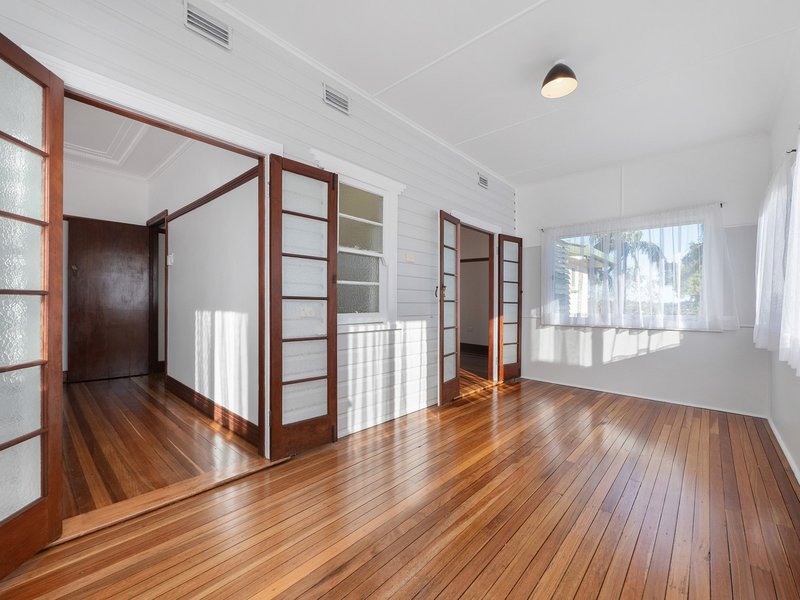 Photo - 27 Jacaranda Avenue, East Lismore NSW 2480 - Image 13