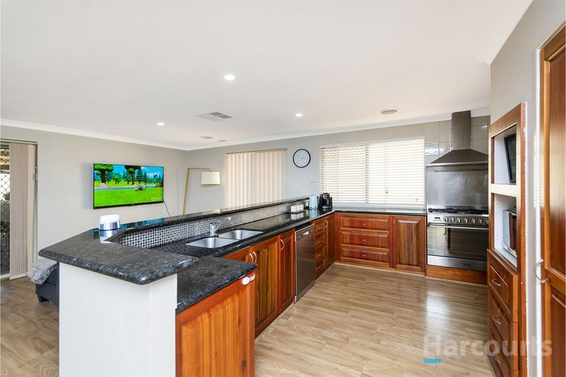 Photo - 27 Jacob Close, Wanneroo WA 6065 - Image 4