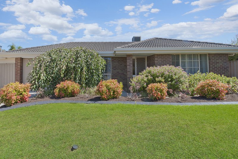 27 Jacqueline Avenue, Woodcroft SA 5162