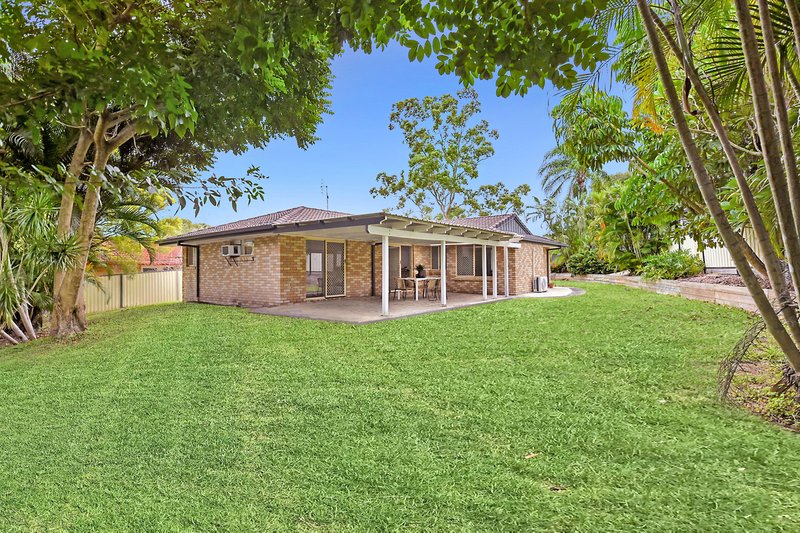 Photo - 27 James Cagney Close, Parkwood QLD 4214 - Image 2