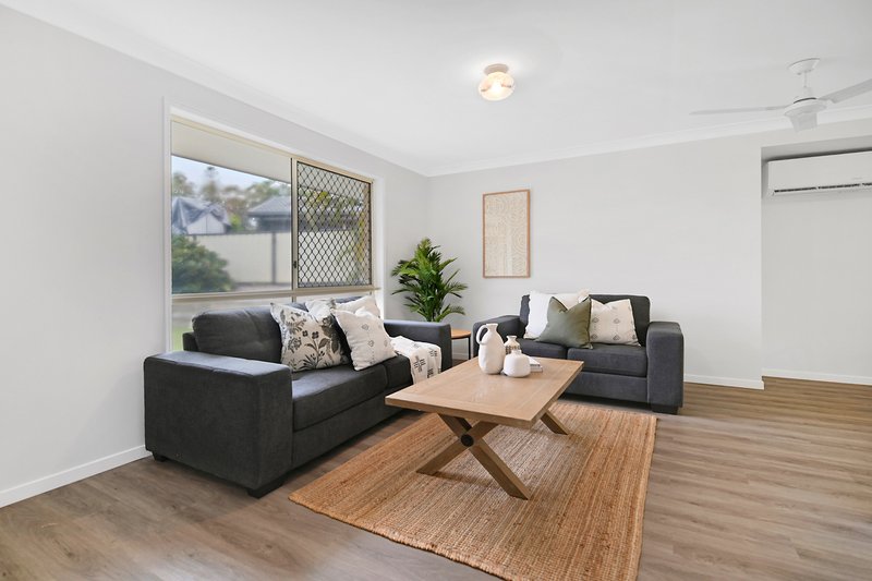Photo - 27 James Cagney Close, Parkwood QLD 4214 - Image 4