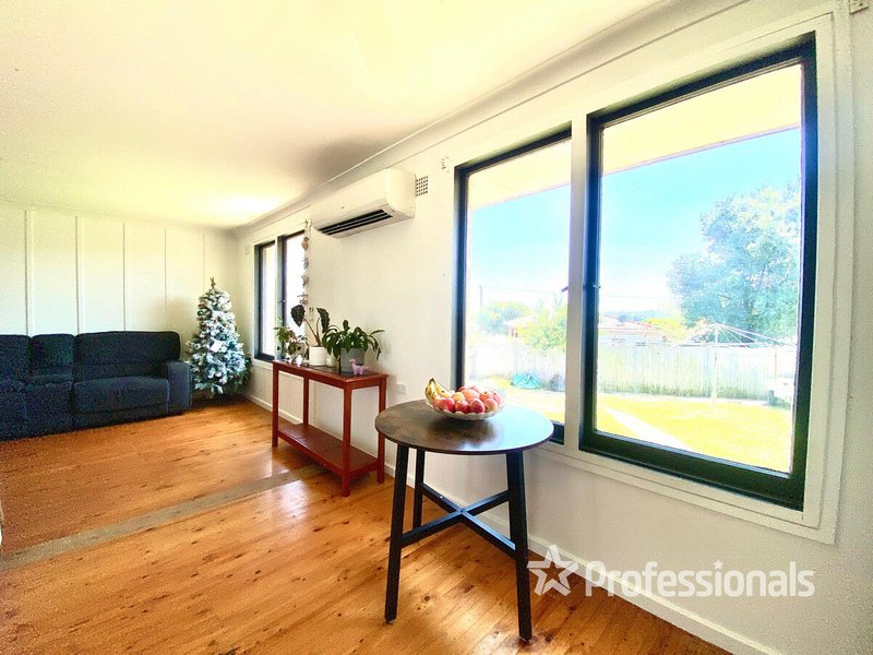 Photo - 27 James Meehan Street, Windsor NSW 2756 - Image 3