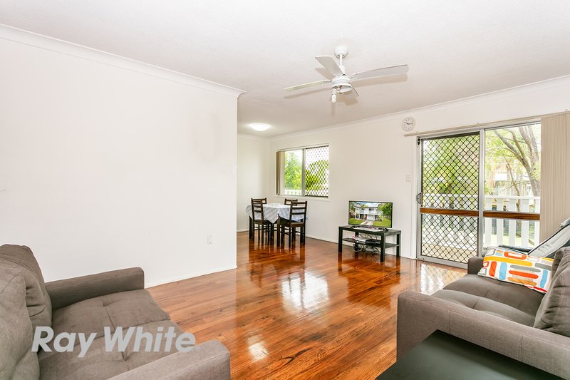 Photo - 27 Jarrah Crescent, Logan Central QLD 4114 - Image 2