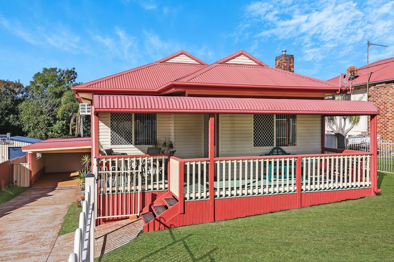 Photo - 27 Jenkins Street, Unanderra NSW 2526 - Image 9