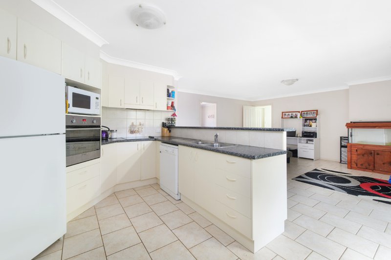 Photo - 27 Jonas Absalom Drive, Port Macquarie NSW 2444 - Image 2