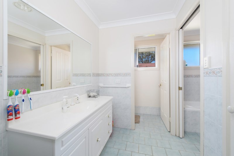 Photo - 27 Jonas Absalom Drive, Port Macquarie NSW 2444 - Image 8