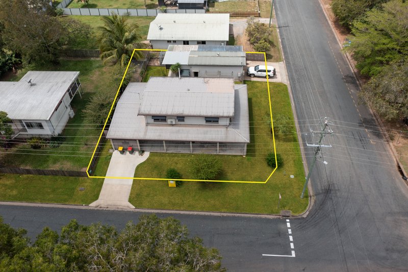 Photo - 27 Jupp Street, Proserpine QLD 4800 - Image 3