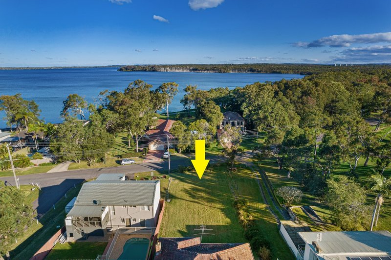 27 Kamilaroo Avenue, Lake Munmorah NSW 2259