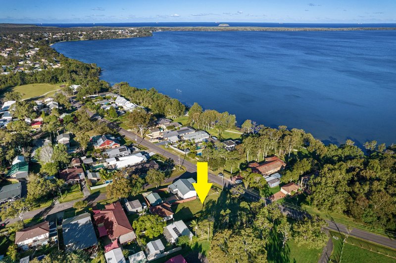 Photo - 27 Kamilaroo Avenue, Lake Munmorah NSW 2259 - Image 9